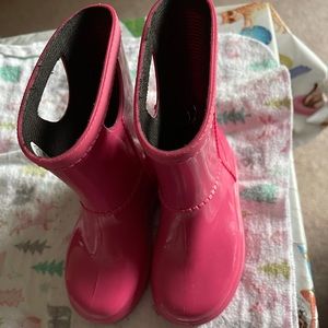 Ugg rain boots